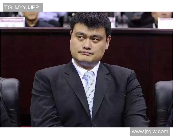 姚明的岳父背后的故事与篮球传奇的交织人生 姚明的岳父背后的故事与篮球传奇的交织人生