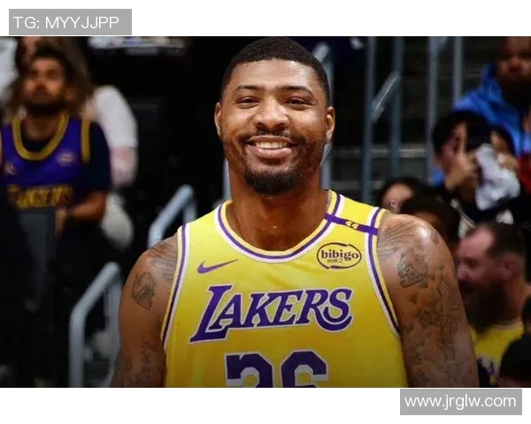 湖人队客场大胜击败黄蜂,发挥出色取得连胜 湖人队客场大胜击败黄蜂,发挥出色取得连胜